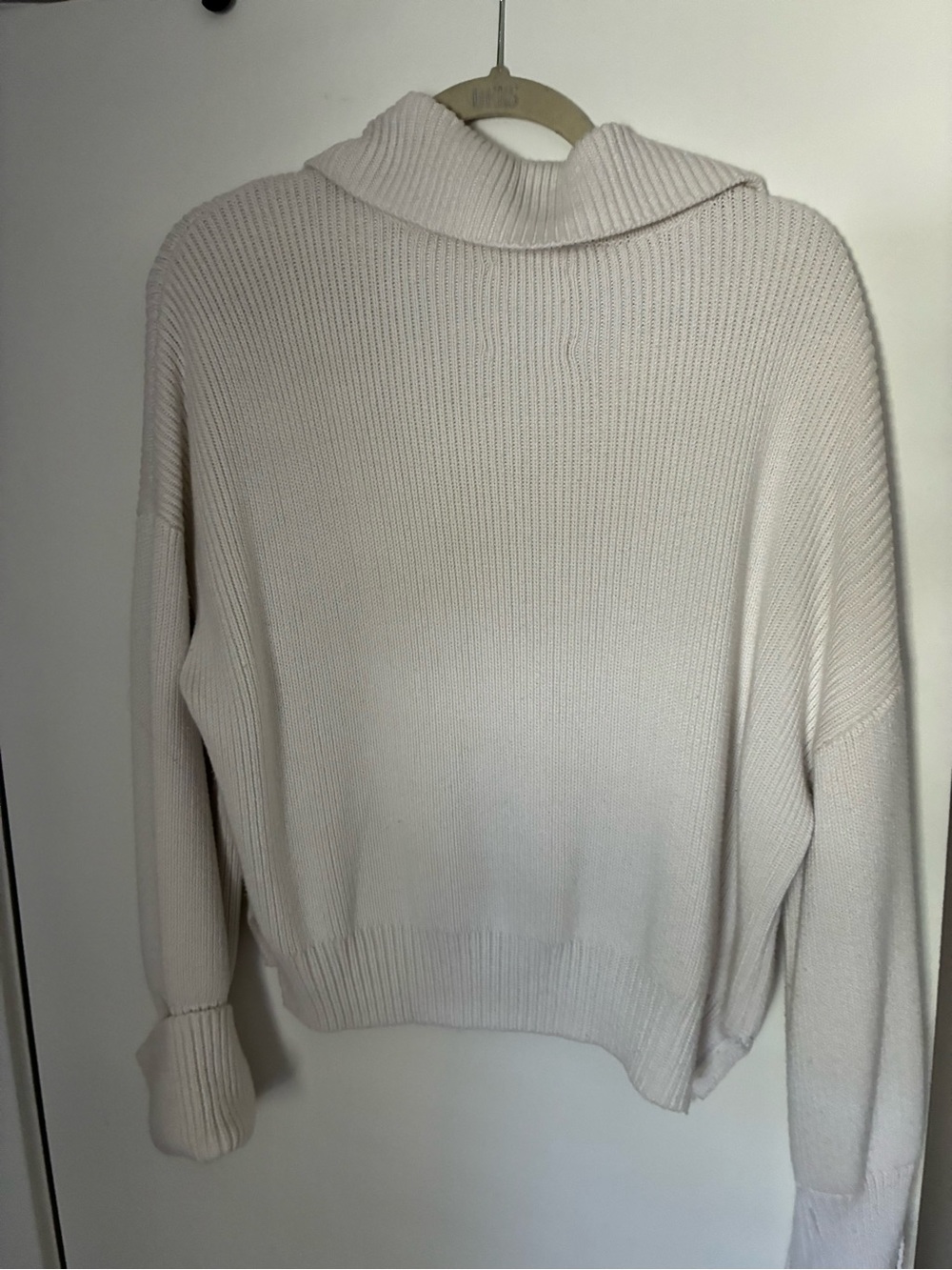 Abercrombie & Fitch Cream Collared Button-Front Rib Knit Cardigan - Picture 3 of 5